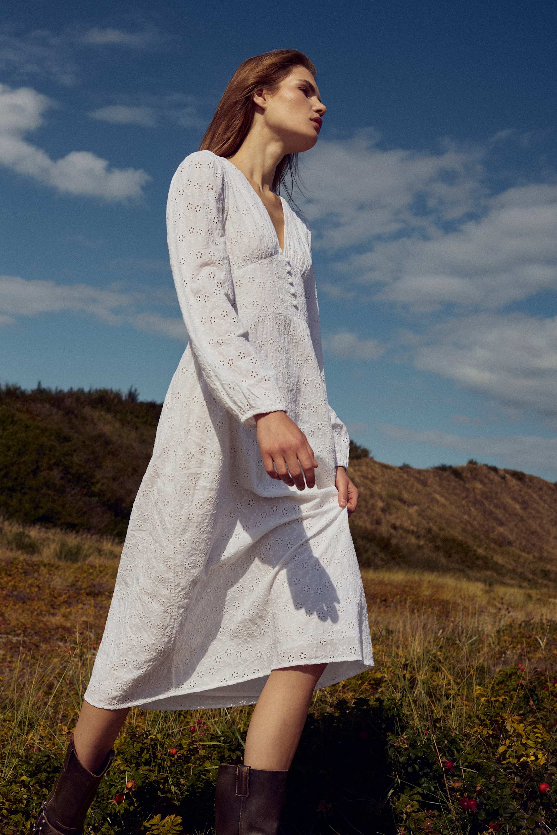 maaaai　24cm Kjøp Noella N-Lilith White Maxi Dress på nett | nettbutikk