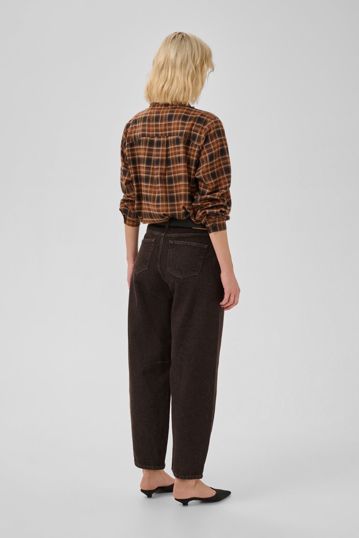 My Essential Wardrobe Lance Barrel Jeans