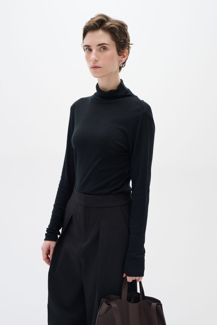 Inwear Fang Black Rollneck