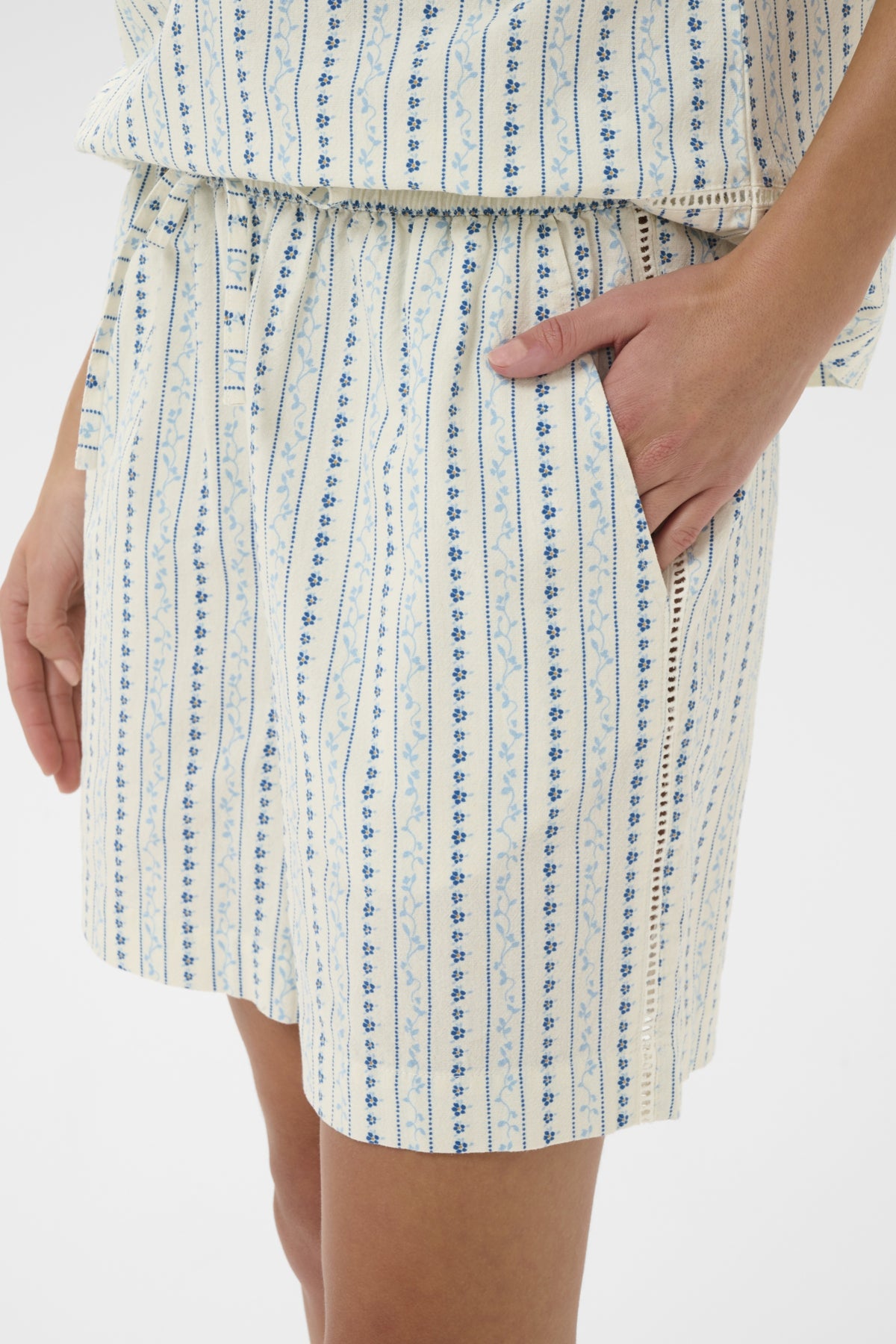 Saint Tropez Raja Flower Shorts