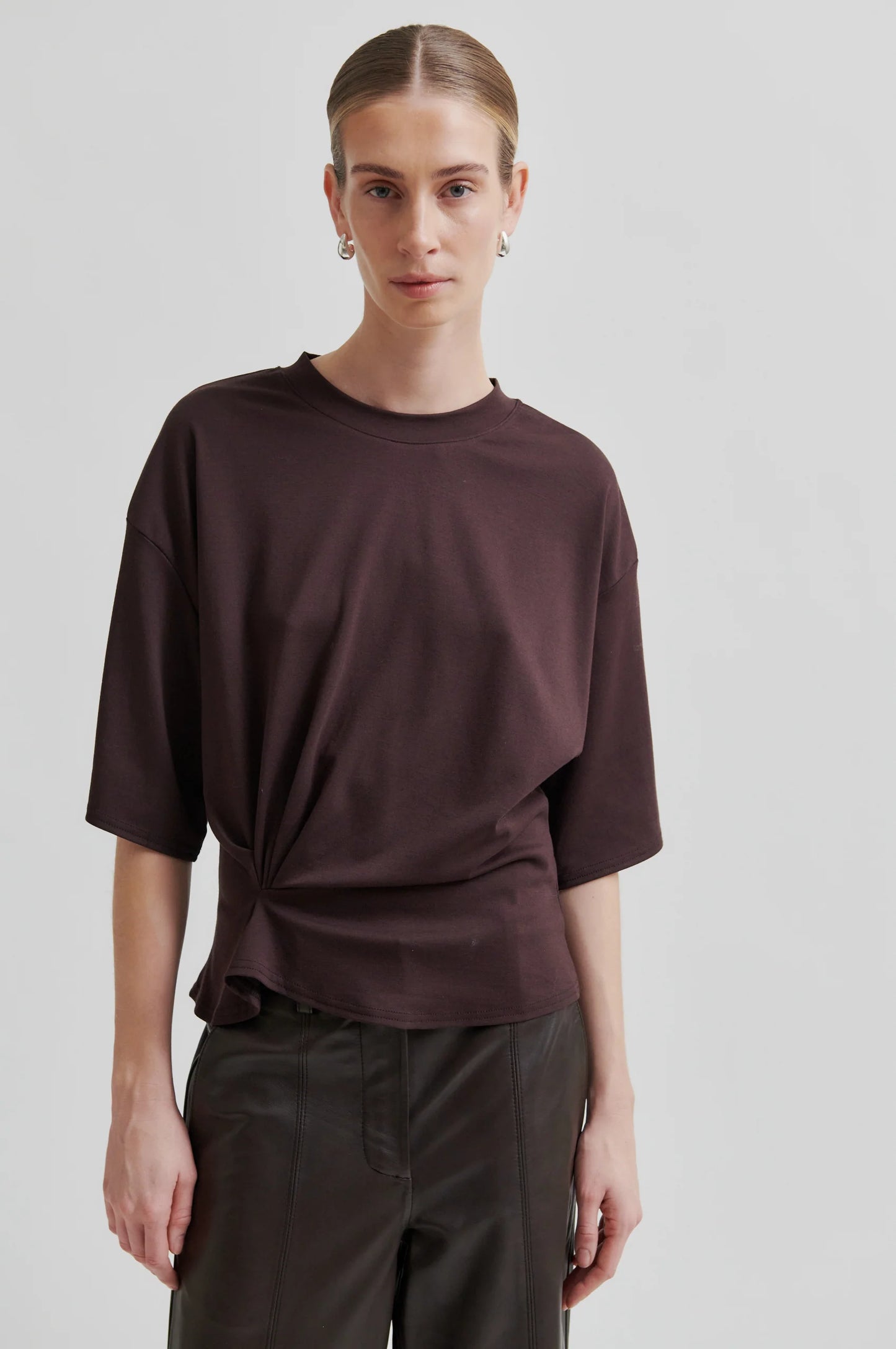 Second Female Missouri Chocolate Plum T-skjorte