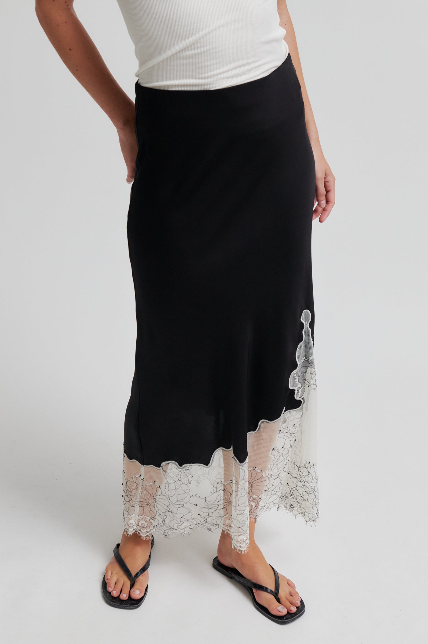 Second Female Wila Skirt