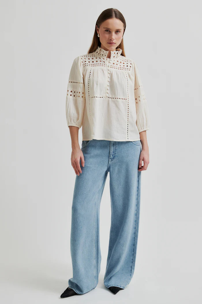 Second Female Brunie Ecru Bluse