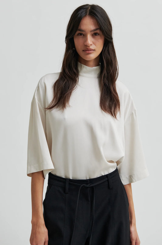 Second Female Twist Tee