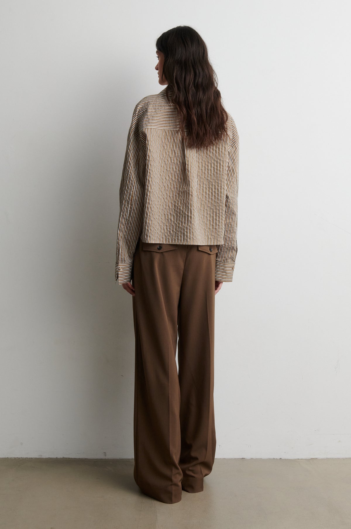 Second Female Vena Camel Cropped Shirt