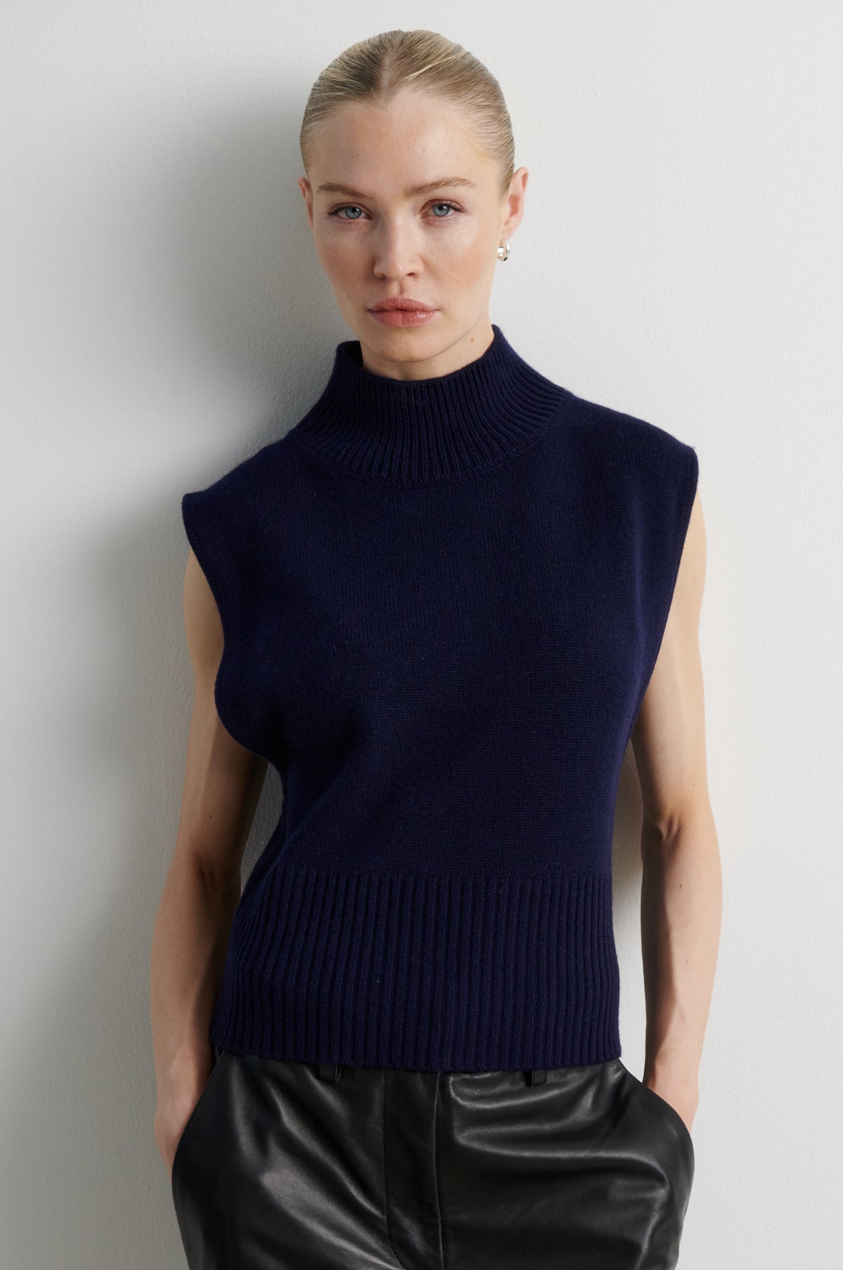 Second Female Longo Knit T-Neck Vest