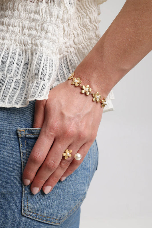 Camilla Øhrling Flower Bracelet