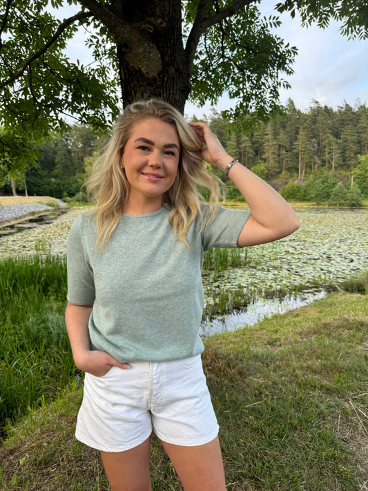 Reve Louise T-Shirt Grønn