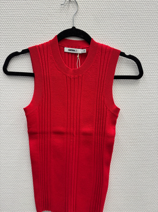 Katrin Uri Antibes Red Top