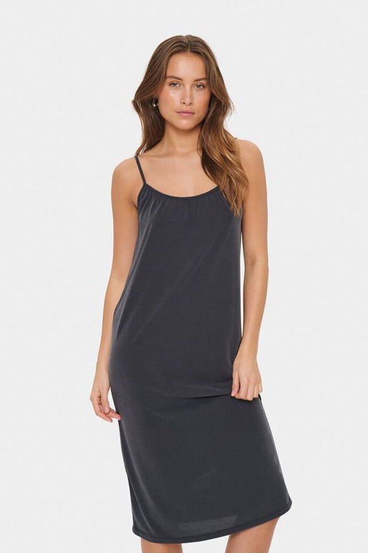 Saint Tropez Abbie Strap Sort Kjole